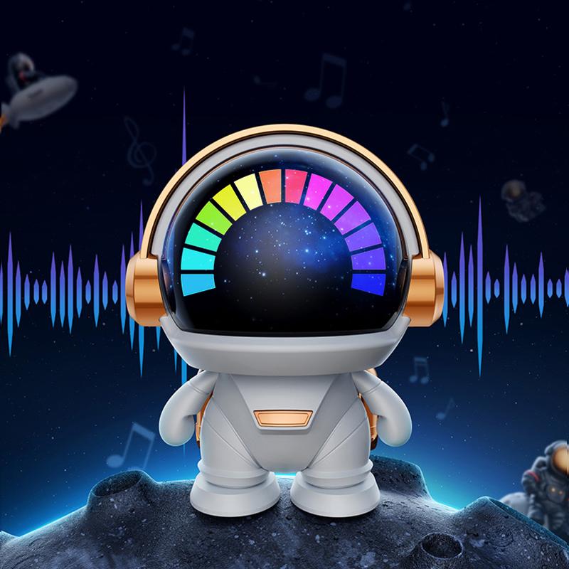 Astronaut wireless Bluetooth speaker tws couplet cute cool gift Audio Smartphone